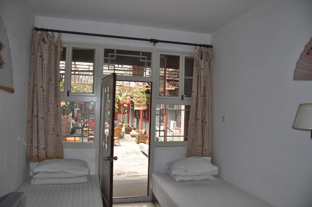 Three Legged Frog Hostel Beijing Room photo